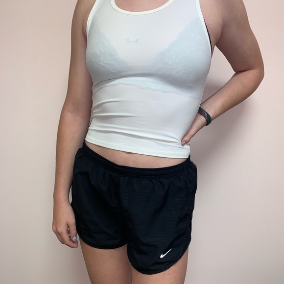 UNDER ARMOUR WORKOUT TOP - Picture 1 of 4